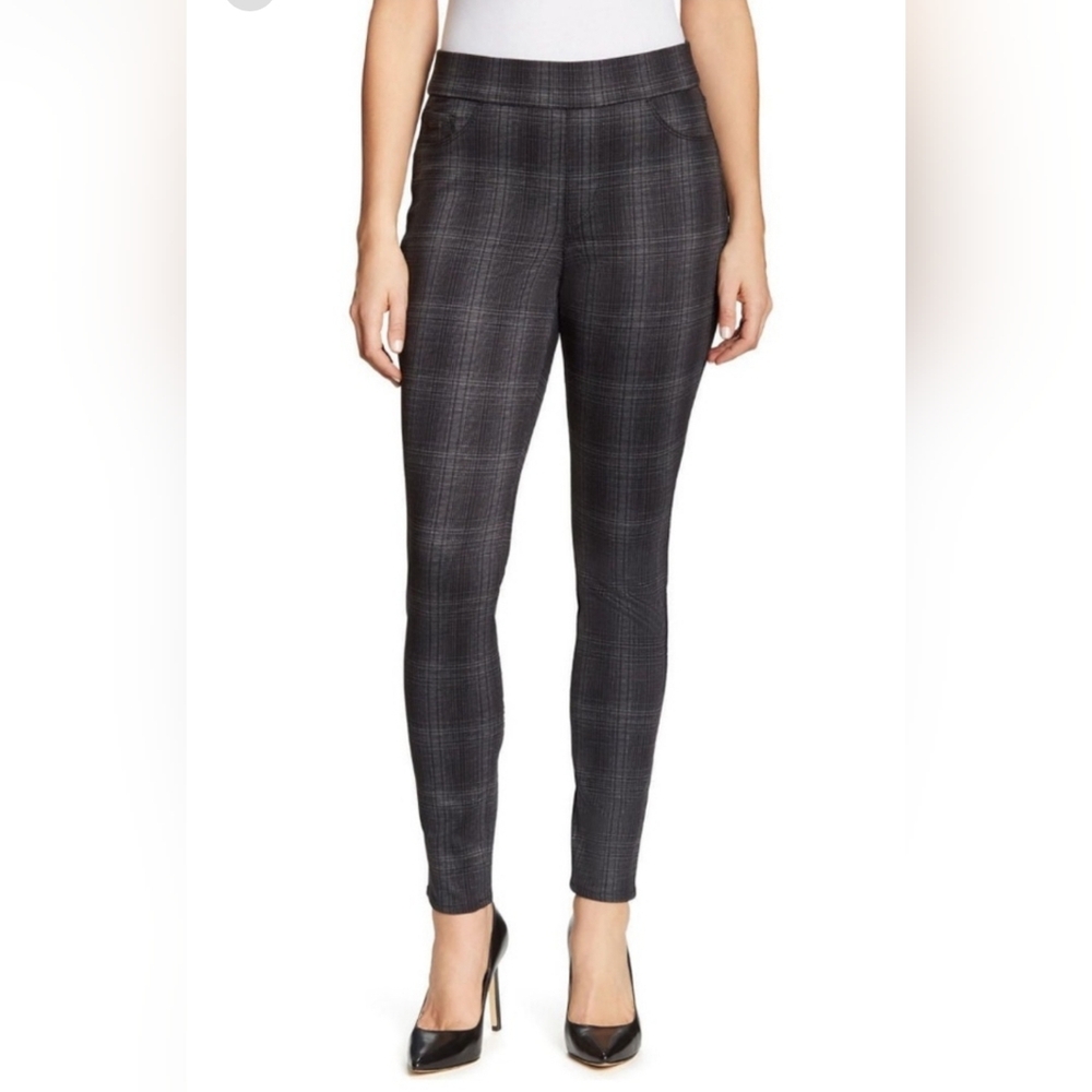 NWT Nine West Heidi Pull-On Jeans in Size 4 Black Crossroads Plaid Color